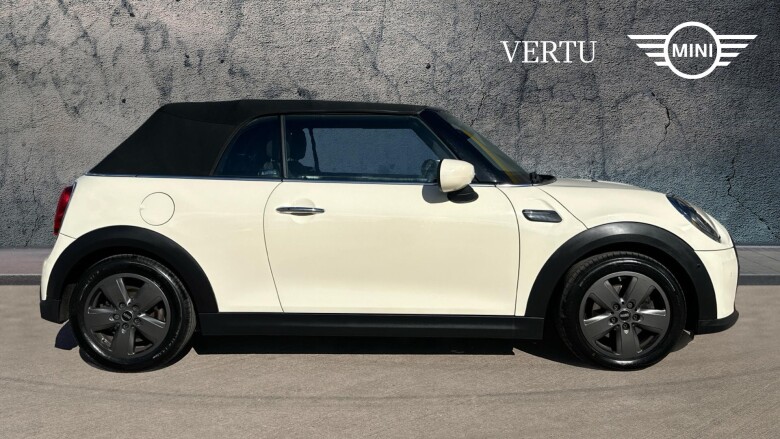 MINI Convertible 1.5 Cooper Classic 2dr Auto [Comfort/Nav Pack] Petrol Convertible